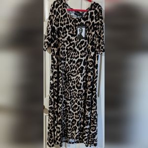 Beautiful Dress by "Attitudes by Renee" - Size 3x